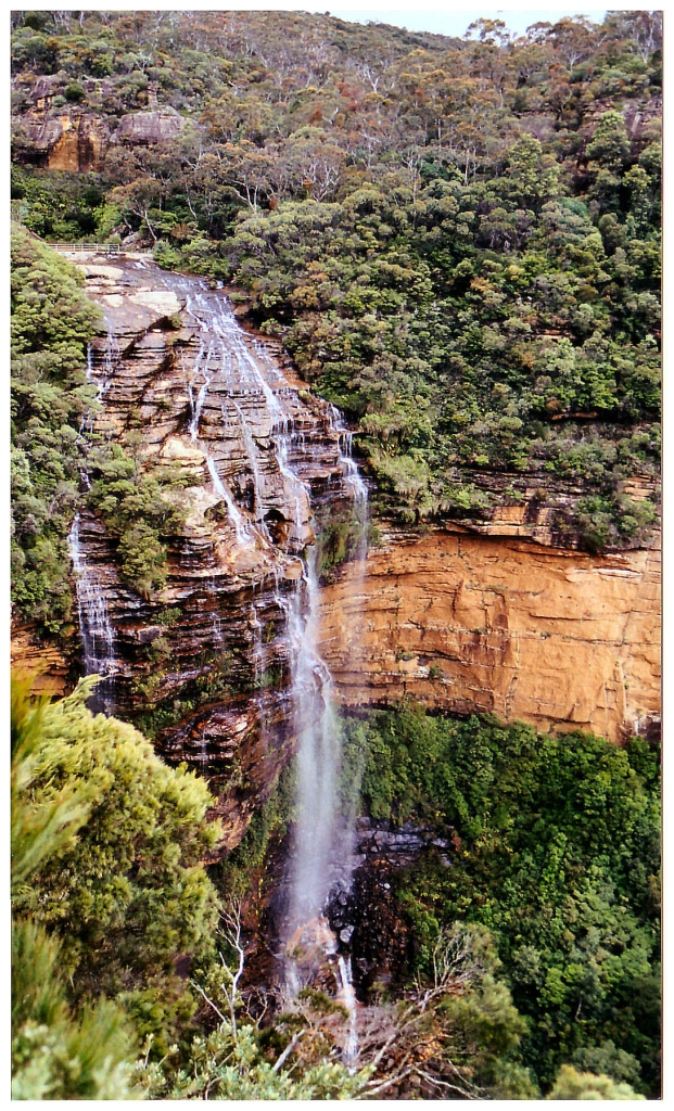 02 - Blue Montains (1).jpg